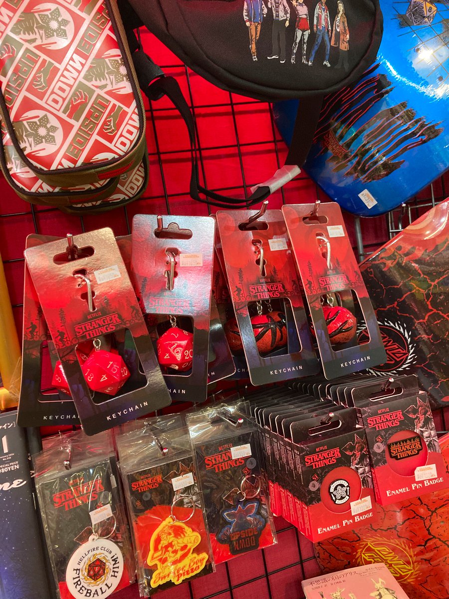 ストレンジャーシングスのグッズ色々再入荷！フィギュア5体入りBOXや