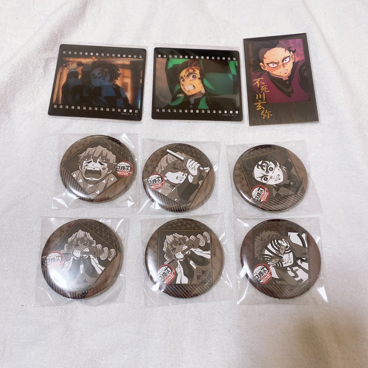 譲渡》鬼滅の刃 ufotableDINING ダイニング お楽しみくじ 缶バッジ