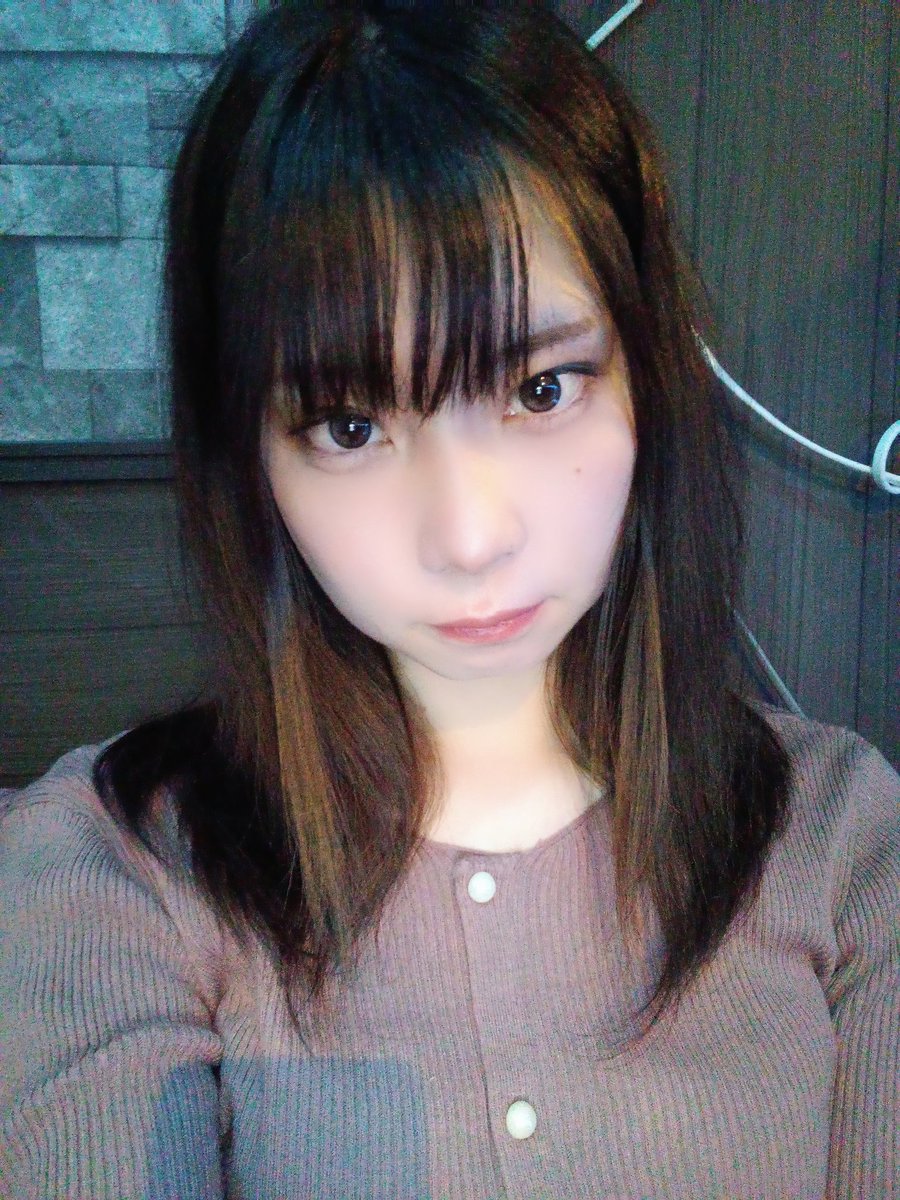 ミミックオープンしております！！
週末限定キャストさんいるので飲みきてね〜
#ミミック新宿