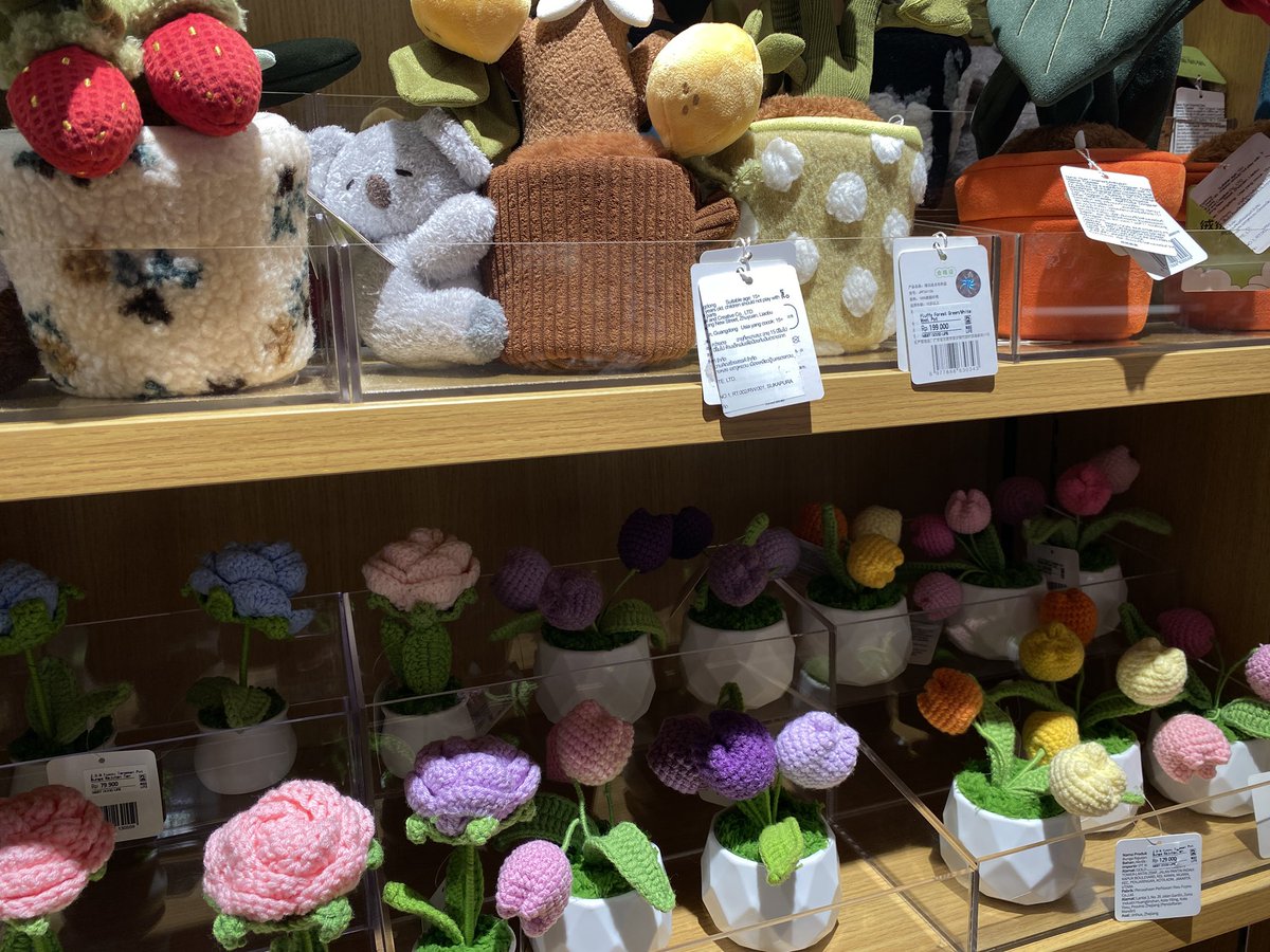 iriscentfor's tweet image. jalan jalan hari ini (yang akan disesali dikemudian hari)