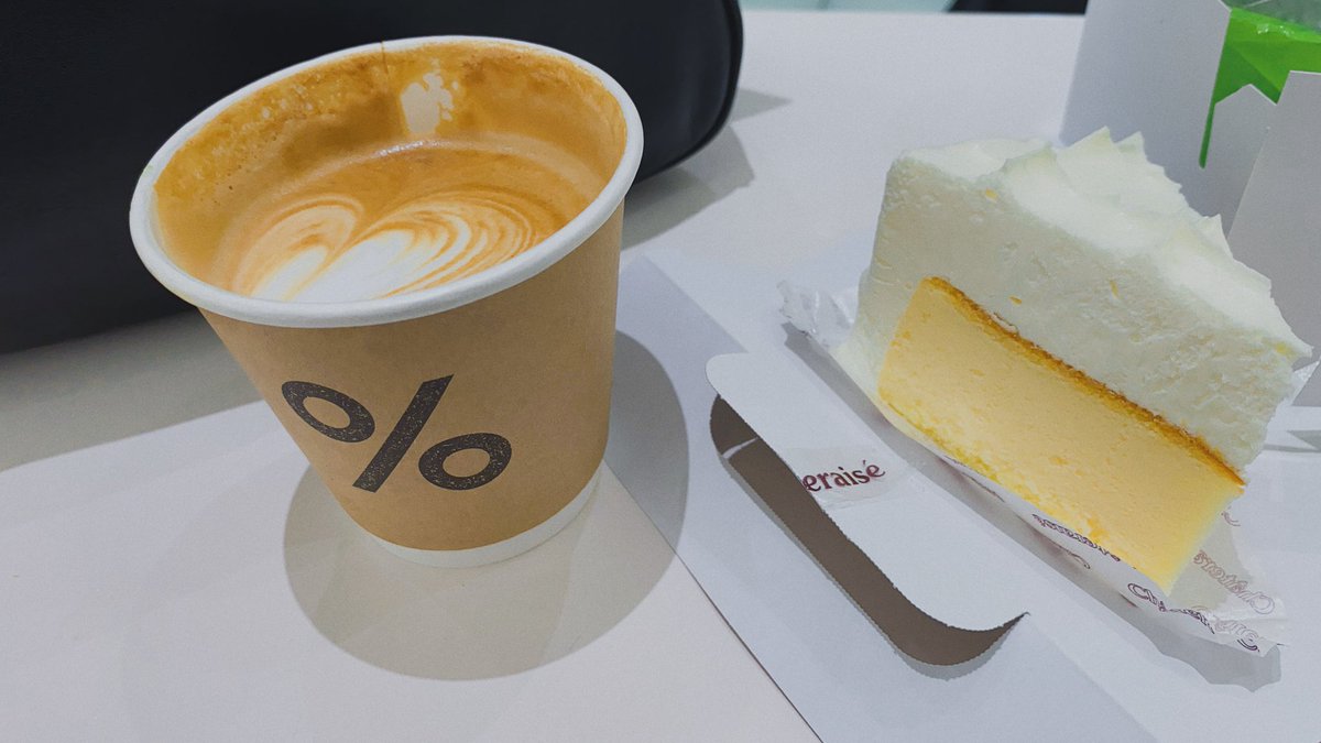 iriscentfor's tweet image. jalan jalan hari ini (yang akan disesali dikemudian hari)