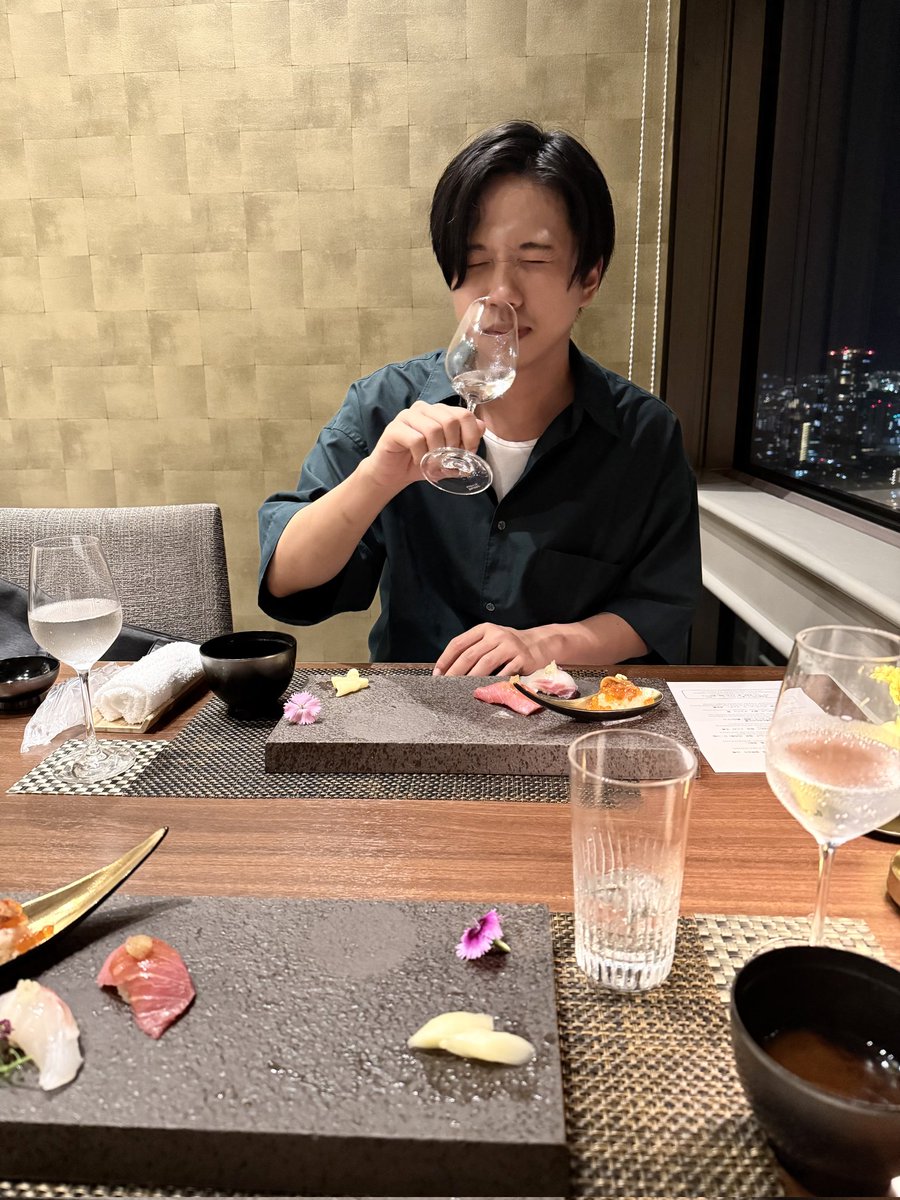 #ひだまり住人レビュー
ひだまり🏠に住んで良かった（楽しかったこと、感動したことなど）ストーリーを教えてください🤔

やはり一番は、今の奥さんと出会ったことです。リビングで話していた流れで食事に誘い、それから度々2人で出かけるようになりました。