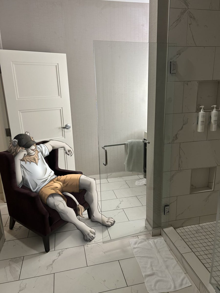 guccifelineart tweet media