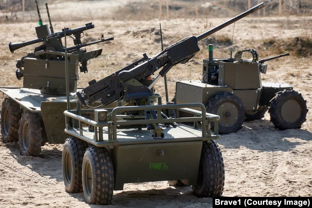 astraiaintel's tweet image. A Ukrainian AI-powered ground combat vehicle near Lyman refused to abandon its forward defensive position and continued engaging enemy forces, despite receiving multiple orders to return to its company in order to preserve its hardware.

The UGV reportedly neutralized more than…