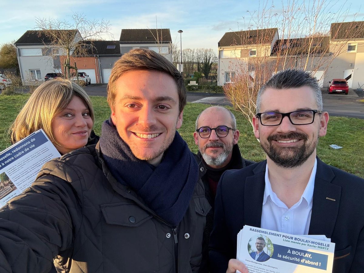 ☀️ Porte-à-porte à Boulay-Moselle dans le quartier des Terres blanches, aux côtés de notre candidat à la Mairie <a href="/xavier_mertz/">MERTZ Xavier</a> ! Un accueil très chaleureux sous un soleil radieux. Sécurité, cadre de vie et commerces sont leurs priorités pour réveiller Boulay !