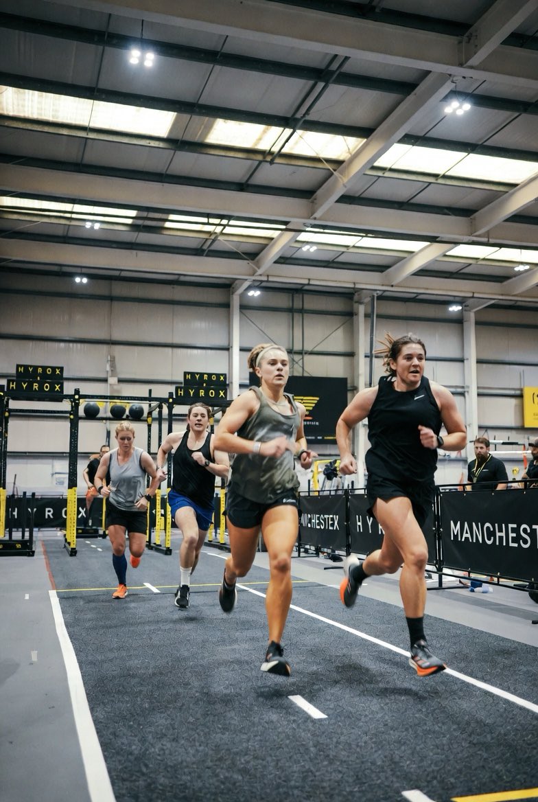 thriyv's tweet image. 📢HYROX - Smart athletes already hitting @thriyv for cryo, hypoxia &amp;amp; recovery boosts to sharpen up and stay injury-free before race day next week.  

Train hard, recover harder. Who's dialling in their edge? 💪 #HYROXManchester #ThriyvRecovery #ManchesterFitness #thriyv