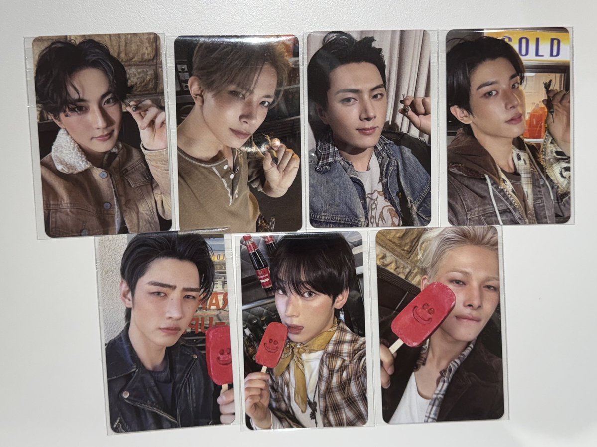 1208hm_'s tweet image. 애플뮤직 럭드 실물 
드볼 성공 ♡