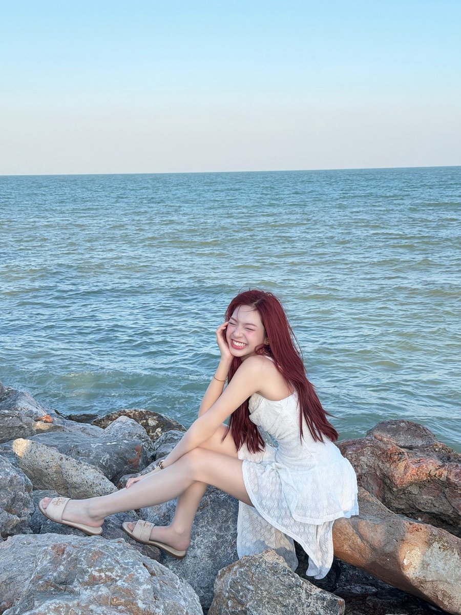 picbaemon's tweet image. CHIQUITA WEVERSE UPDATE