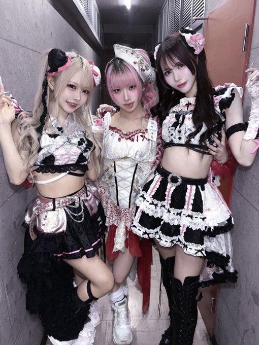 Twitterのコスプレ画像36