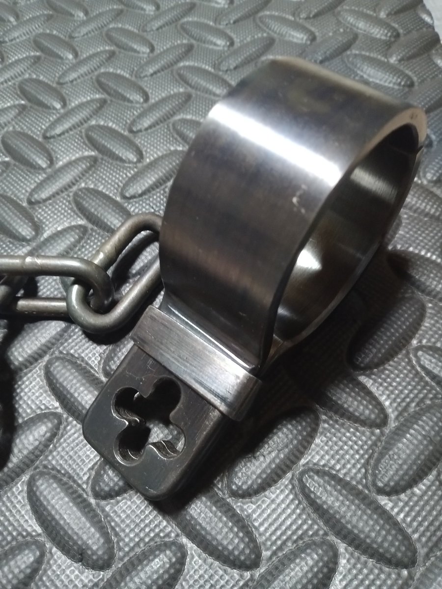 特報！
Bluesky本格運用を記念してこの度、棚ズレ品では有りますが監禁ごっこに最適な片手枷をおひとり様にプレゼント致します。
応募方法はBlueskyの私のアカウントをフォローしこのポストをXとBlueskyにてリツイート、いいねをつけるだけ！応募多数の場合は取りに来てくれる方優先に抽選致します👍↓