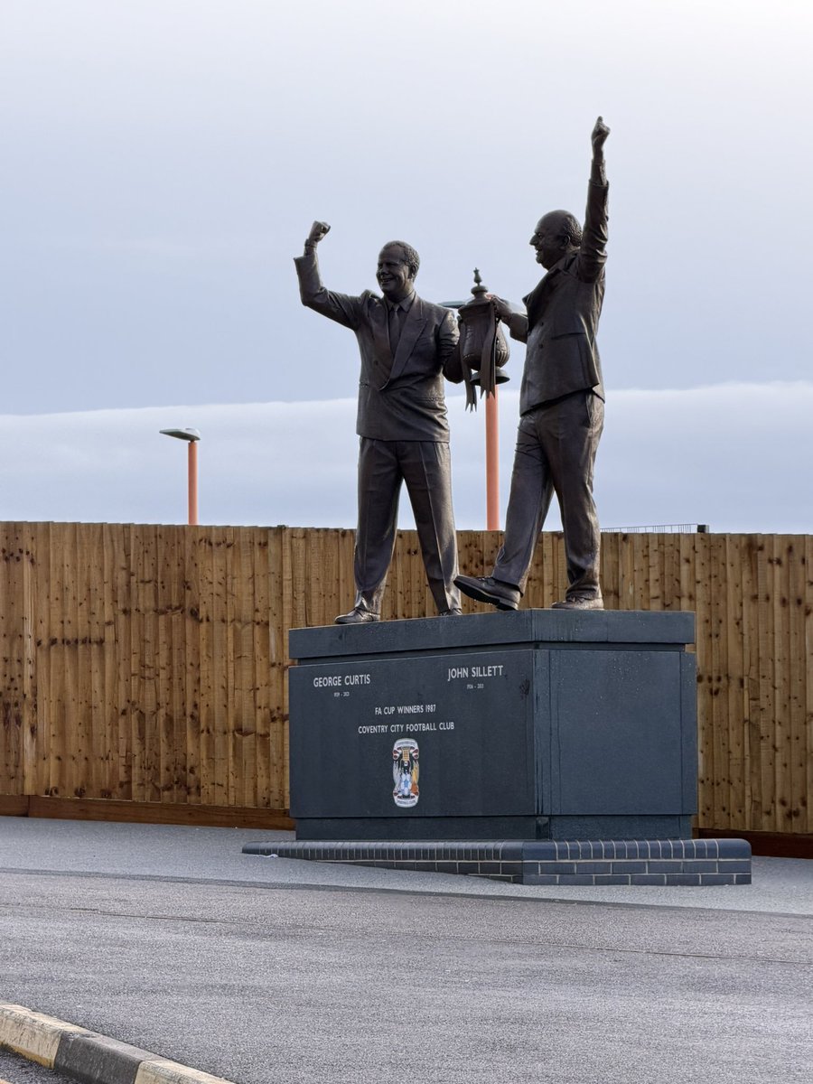 LC LCF LCFC OK 🦊 tweet media