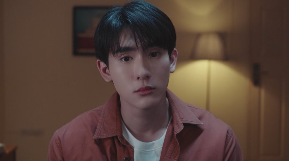 Jss_jira's tweet image. น้องเคยสัมว่าเครียดเคยกับการแสดงกลัวทำได้ไม่ดี แล้วเรื่องนี้ตลคน้องเพลงมันลึก มันดิ่ง มันดูสับสนซับซ้อนไปหมด อยากบอกน้องบุ๊คว่าหนูเก่งมากๆๆ ครับ ทำมันออกมาได้ดีมาก ๆ  

//นี่ชอบฝีมือการแสดงของน้องบุ๊คมาตลอด เก่งมากๆเลยครับ 

FORCEBOOK MOS EP6
#MelodyOfSecretsEP6