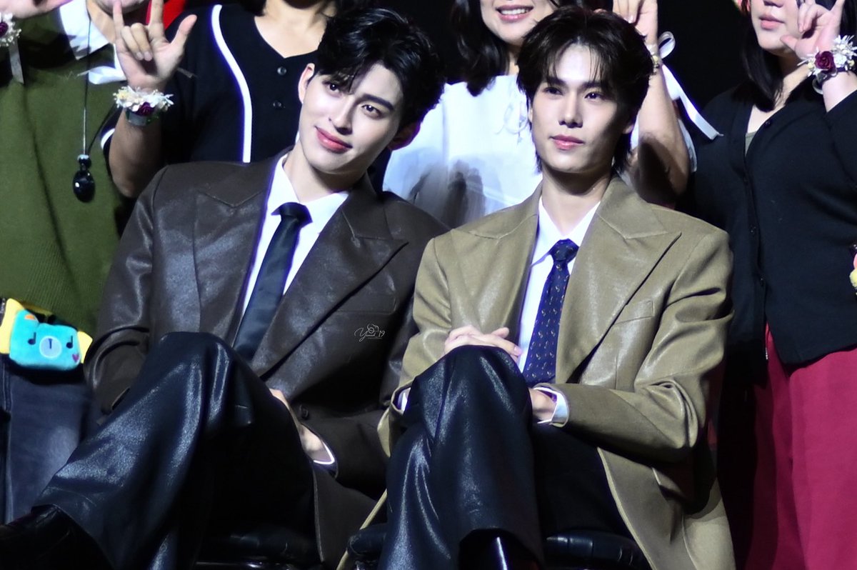 photobyyamed's tweet image. คนนั้นเค้าใช้หน้าที่การงานในทางที่ชอบ ทำเกินบรีฟป่ะคะะ

#MeAndTheeSeriesFinalEP 
#ปอนด์ภูวินทร์
@phuwintang @ppnaravit