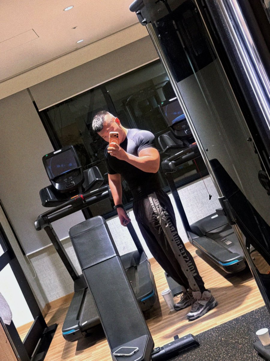 野狼喷喷（杭州 tweet media