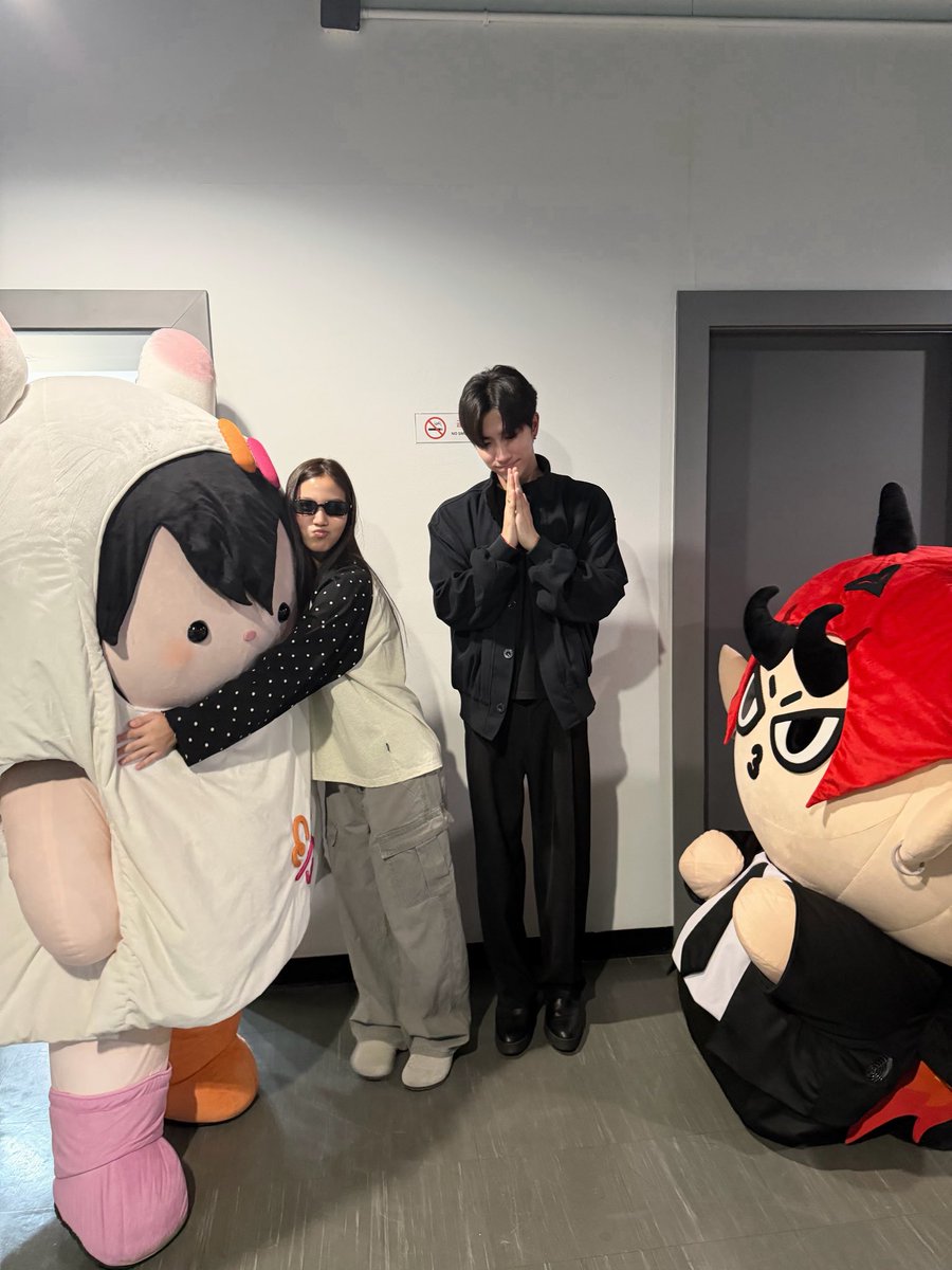 perthppe's tweet image. ขอโทษสังคมเเทนลูกผมด้วยครับ..🙏🏻🙇🏻🫨😂

@beonnnie