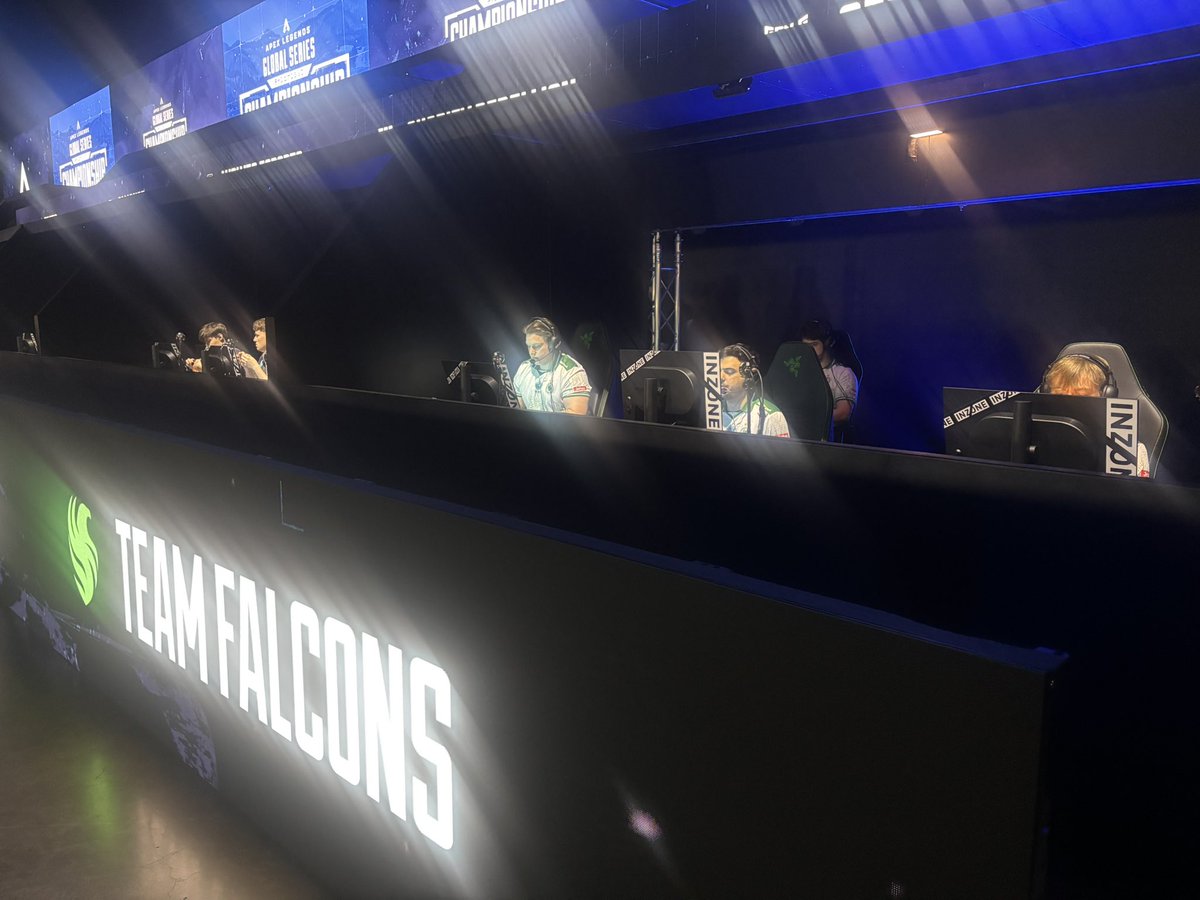 🇯🇵"eek" Company Limited Official tweet media