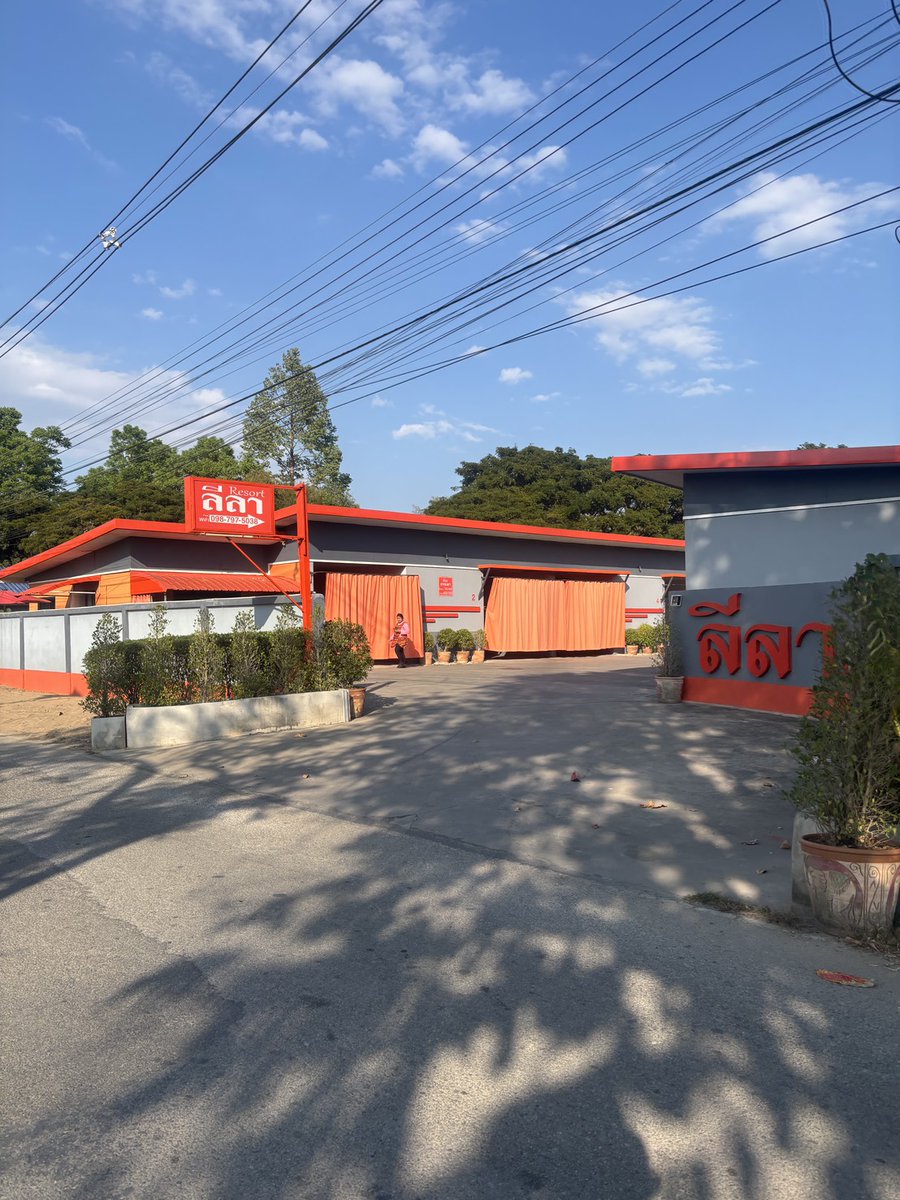 kim684849's tweet image. ว่างนะคะแถวสารภีมั้ยเอ่ยยย