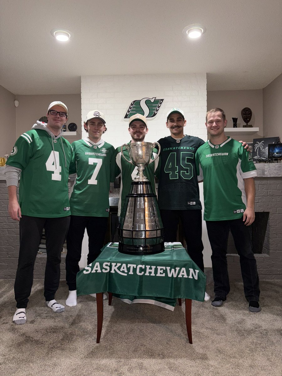 Cool night for some of our guys as we got to hang out with the Grey Cup tonight! #Goderz