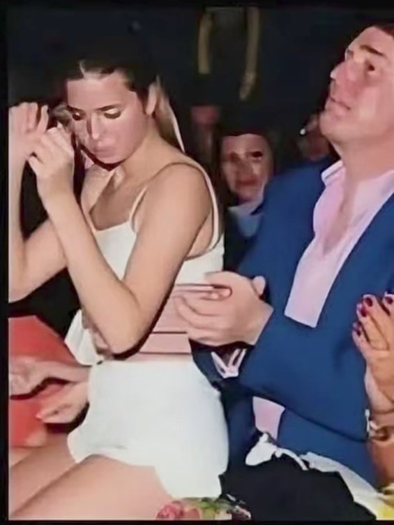 Ivanka Trump called AOC "getto trash"...... but i have never seen several pictures and videos of AOC giving her father a lap dance 👇👇😬🤢🤮