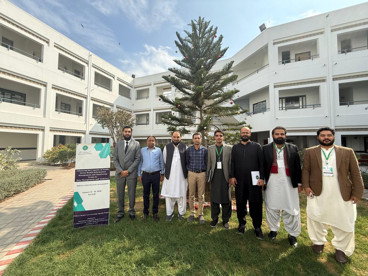 BeyondTheScalpl's tweet photo. 4 days workshop on Data Management and Analytics (1st Training) at @AKUGlobal Institute of Education Development #Karachi. https://t.co/pmFezzJFBZ
