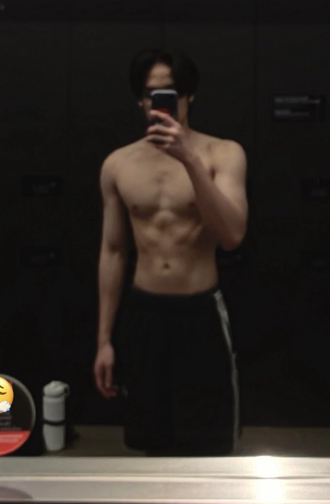 astonbun's tweet image. java is actually insane 

#surfjava #javabh