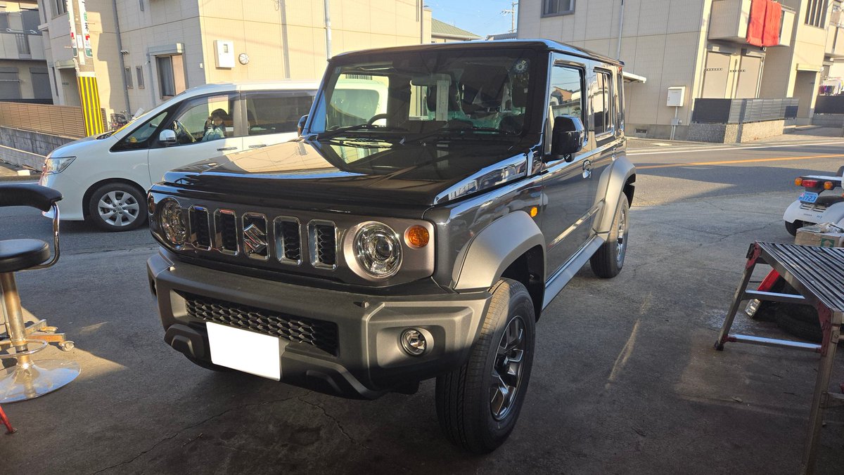 さて用品つけやりまっせー