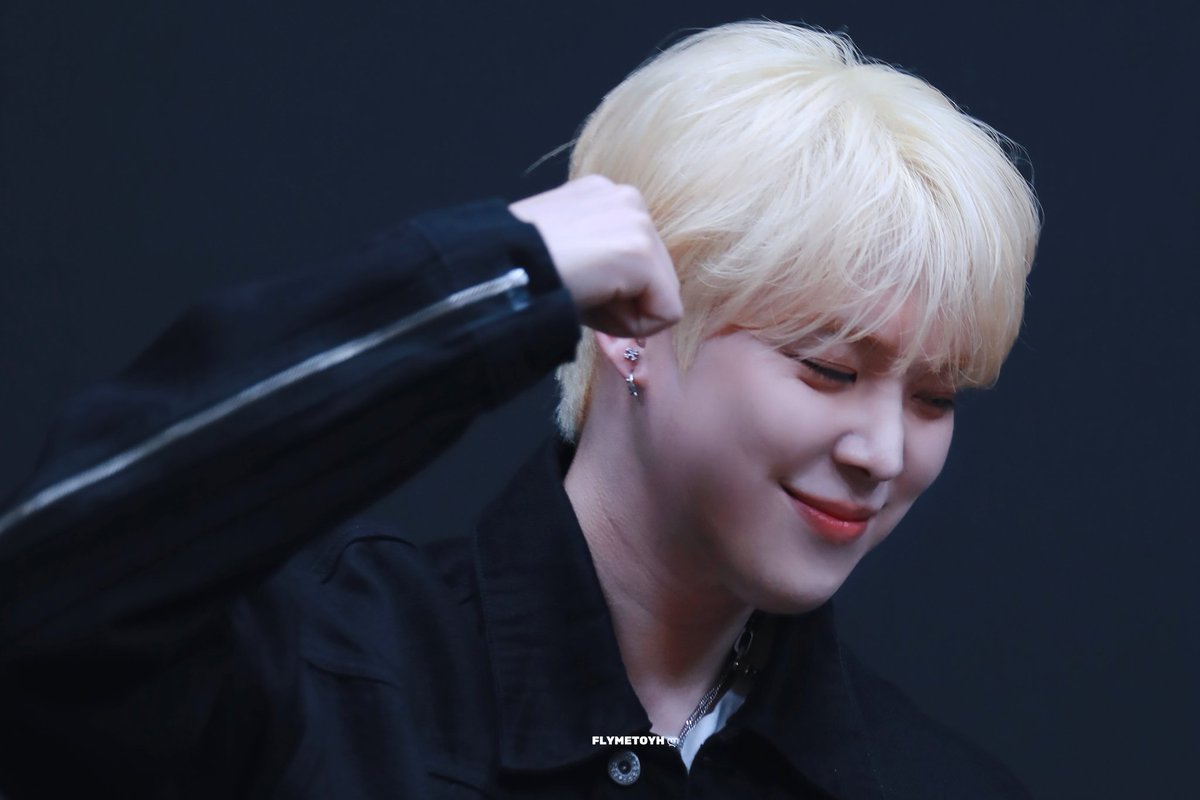 flymetoyh0531's tweet image. #여노 
250117 1stMUSIC 

💪💪💪

#베리베리 #연호 #🐻 
#VERIVERY #YEONHO 
#세상에서_제일_귀여운_곰아지