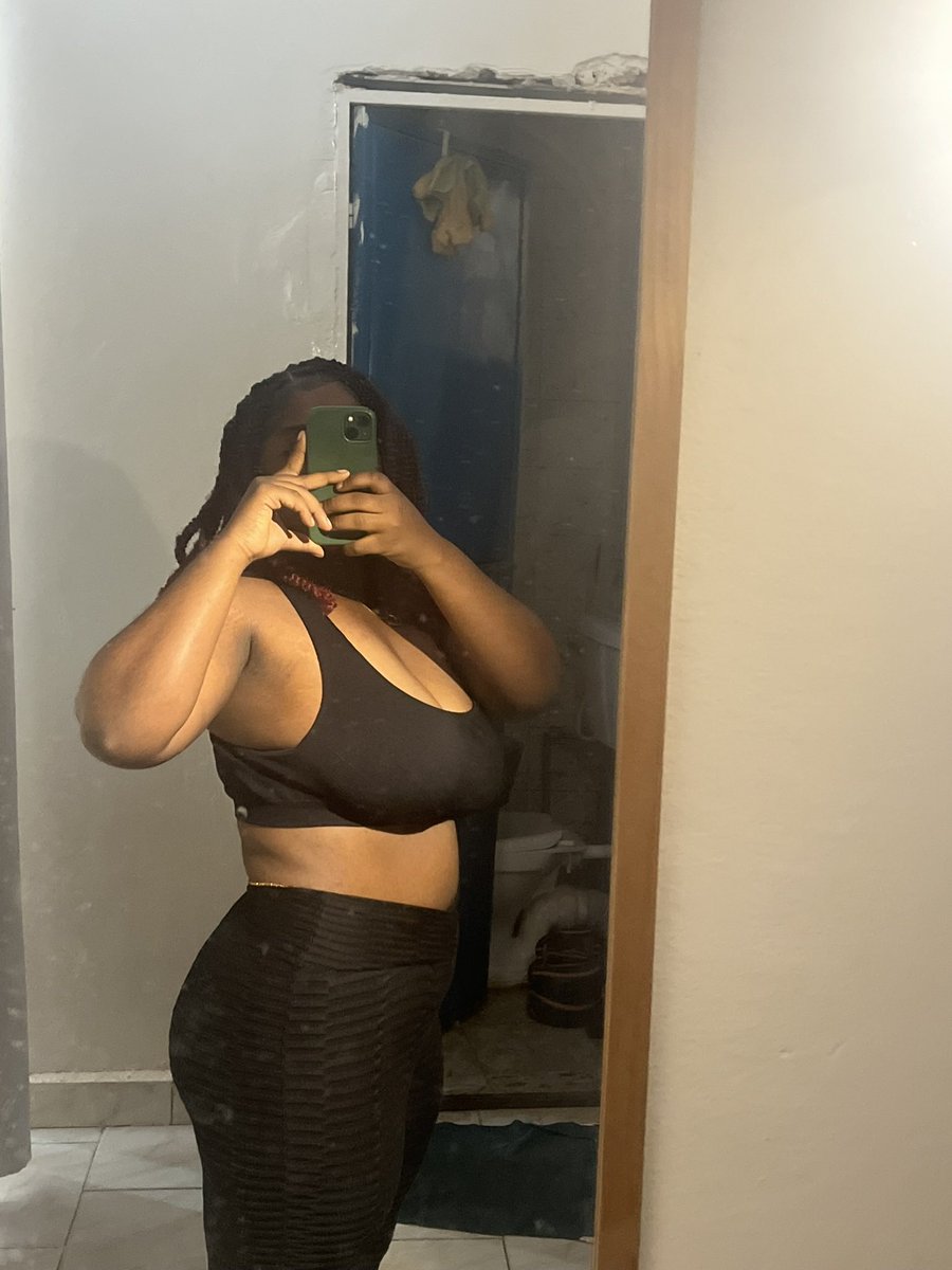 amarajpeg's tweet photo. a little before and after! 20kg+ down! https://t.co/Hpuy0xHW7t