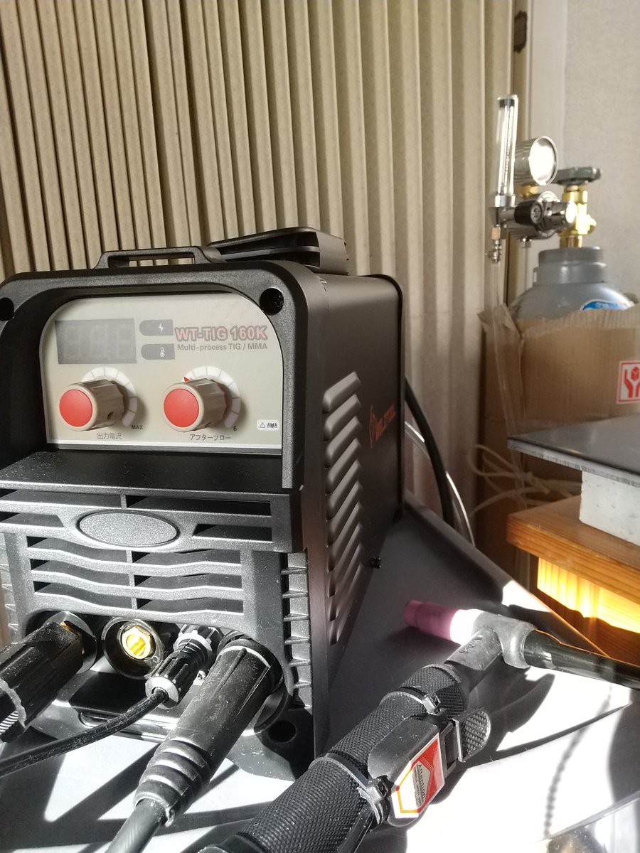 akiko58cham's tweet photo. TIG溶接機、アルゴンガス、電気工事、色々な方にお世話なってここまで整いました。これからスタートライン。 

@weld_tool 
#tig溶接 #溶接 https://t.co/YaKwsBoBuo