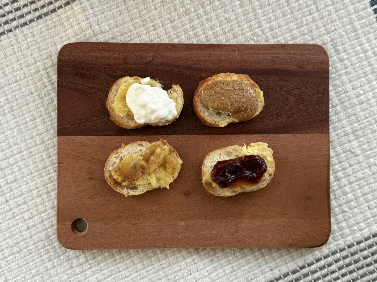 halfreturner's tweet image. sweet potato toastie flight