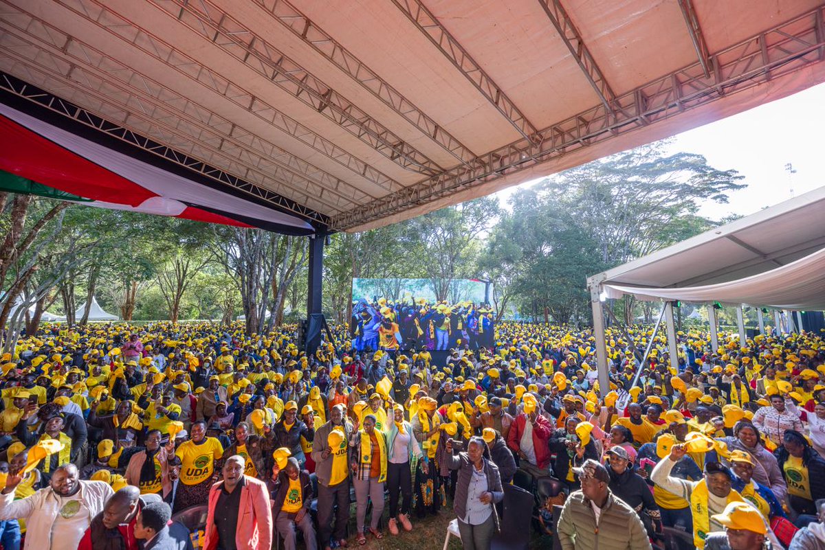 President Ruto hosts Nyeri UDA grassroots leaders at Sagana State Lodge.

The heartbeat of the movement is here, delivering results from the ground up!  
 
#UDAGrassrootNyeri || Kazi Ni Kazi