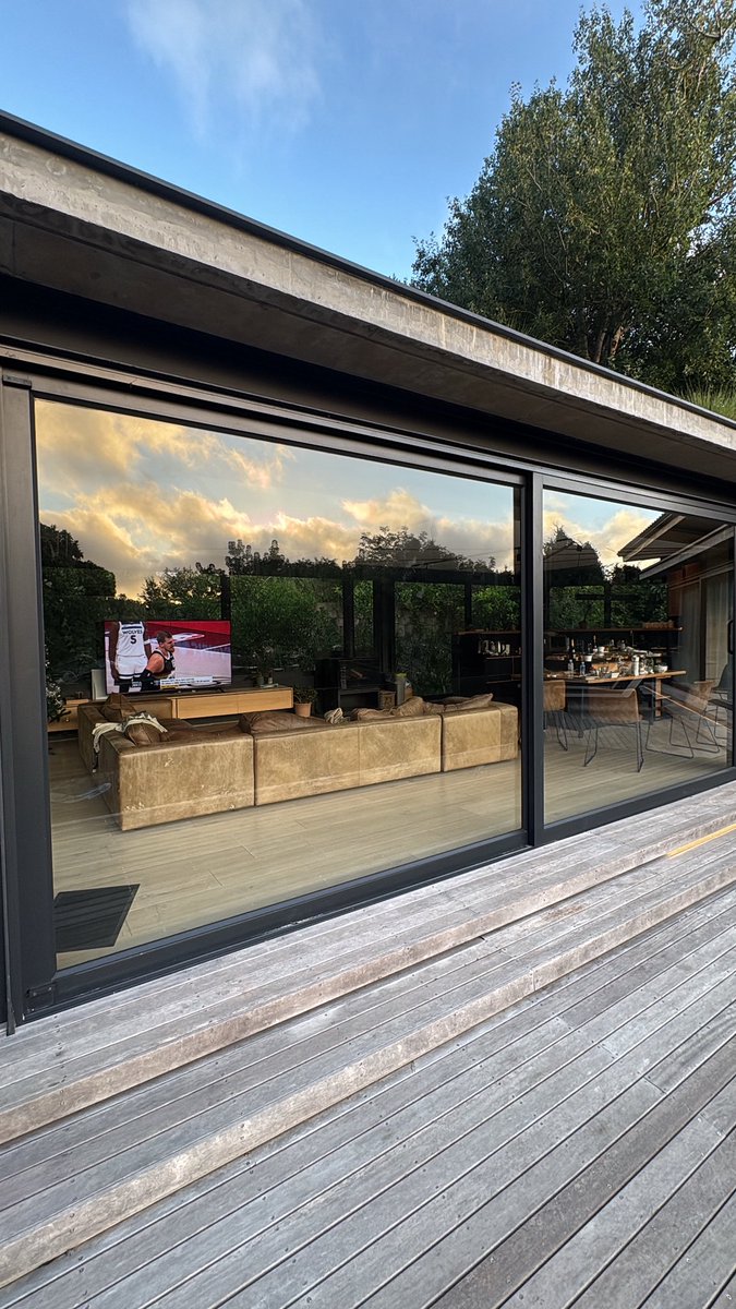 0llyfyb's tweet image. i was going to tell u i’m improving