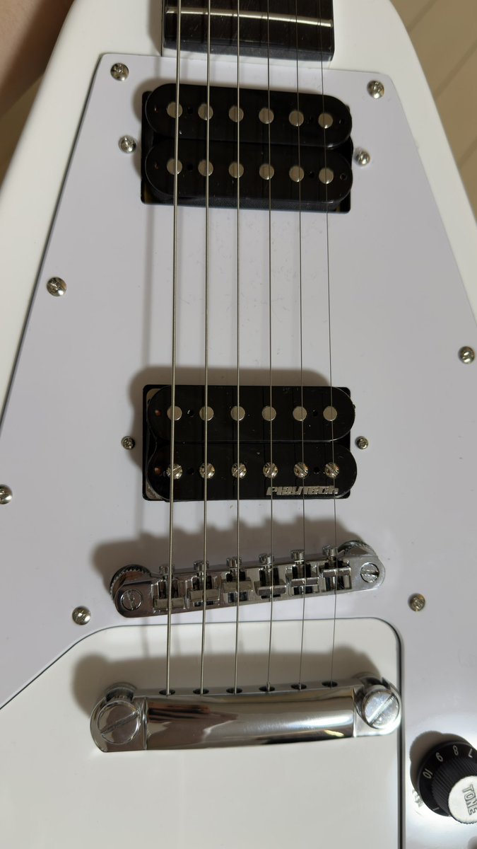 プレイテック　フライングV おまけつき Amazon | PLAYTECH (プレイテック) エレキギター フライングVタイプ 2