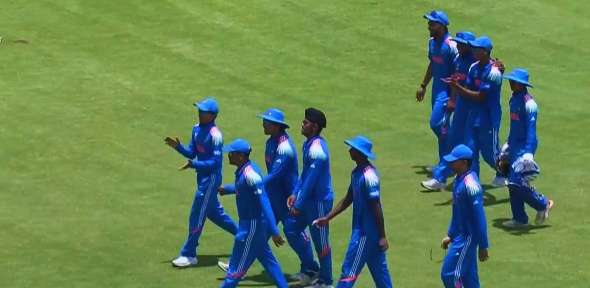 Sportswarta's tweet photo. Under-19 World Cup ka sabse garma-garam muqabla! 💥 Kya Young India Asia Cup ki haar ka badla legi?

👀 Focus on:
⭐ Vaibhav Suryavanshi
🔥 Henil Patel 

Jeet kiski hogi? Comment mein batao! 👇
#U19WorldCup2026 #INDvBAN #TeamIndia https://t.co/bBNIND82Ut