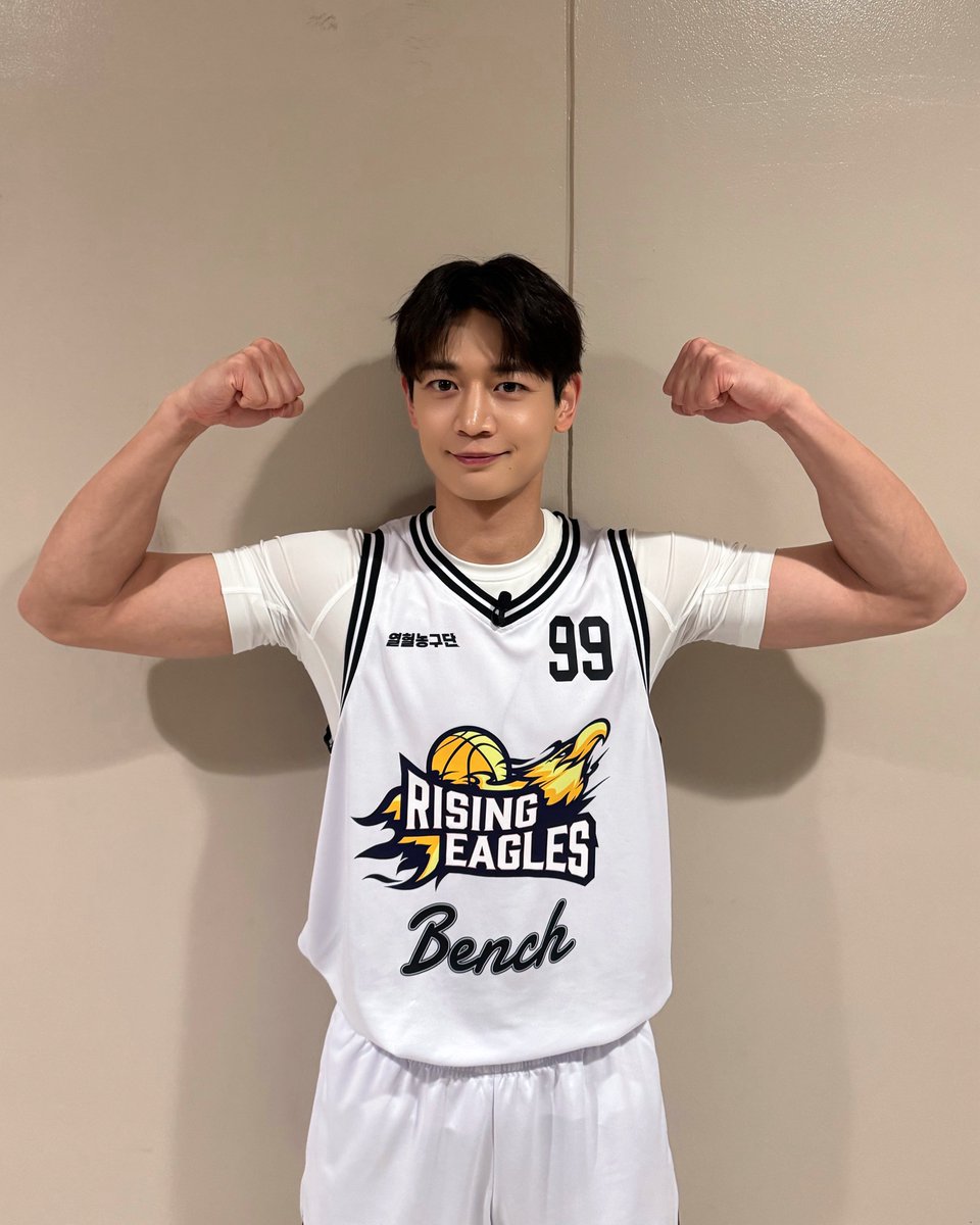 SHINee's tweet image. 🏀민호🐿️ &amp;lt;열혈농구단&amp;gt; 8회 
🔥오늘 저녁 5시 

#MINHO #민호
#SHINee #샤이니 
#열혈농구단 #SBS