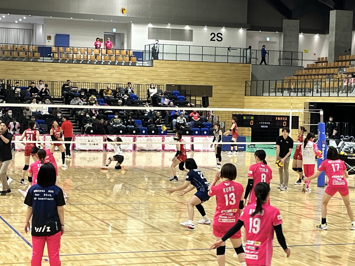 harutoyes's tweet photo. 今北ガスアリーナでアルテミス北海道の
公式戦を観てます。
頑張れアルテミス北海道

#ArtemisHokkaido 
#北ガスアリーナ
#札幌 https://t.co/eg7ozapOl6