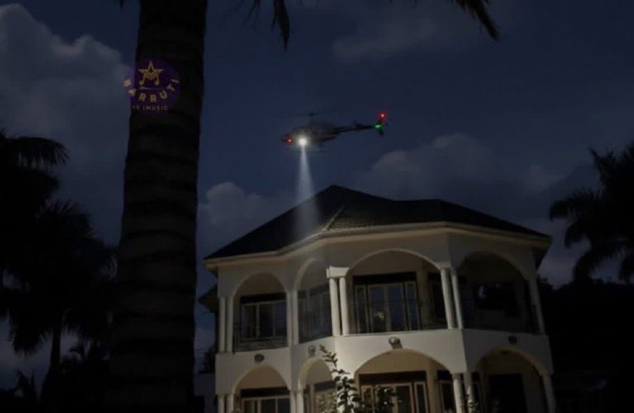 Larry Madowo tweet media