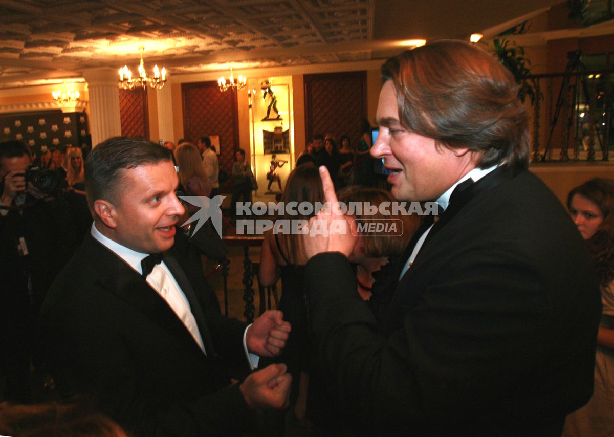 BorisAbramich's tweet image. Комсомольская правда: К. Эрнст посоветовал своему другу-иноагенту Парфёнову собирать пожертвования на лечение А. Кадырова. Так он сможет вернуться в Россию и снова работать на телевидении.