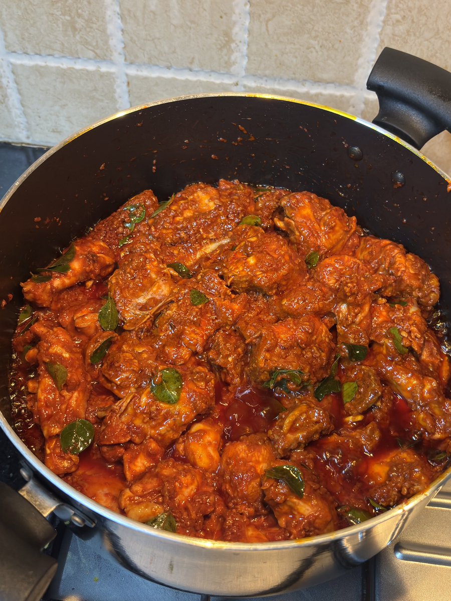 whereismyrasam's tweet image. I have a serious lust for chicken ghee roast #fatty