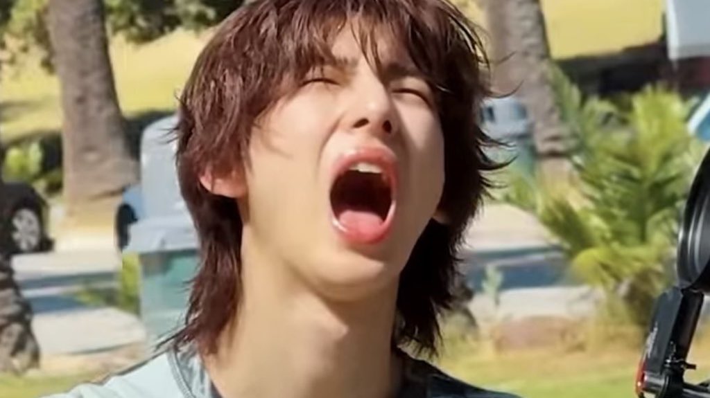 เด็กที่งอแงได้น่าเอนดูที่สุดอันดับหนึ่ง T-T