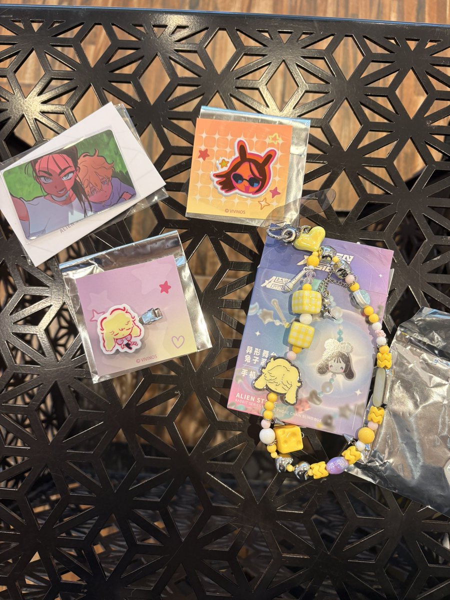 หาแลกทุกอย่างเป็นSuaครับ อยู่ ฟิวเจอร์ ตอนเย็นไปยูเนี่ยนครับ #ตลาดนัดalienstage