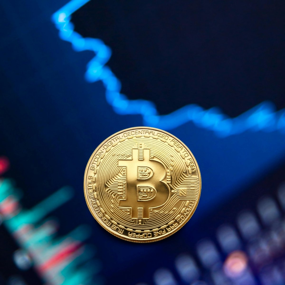 mihu117's tweet photo. With the Fear &amp; Greed Index stuck in neutral and BTC consolidating around $95K, history suggests the market is gathering energy for the next directional move, especially alongside quiet institutional inflows. The calm before the storm? https://t.co/QT6dV5Z91R
