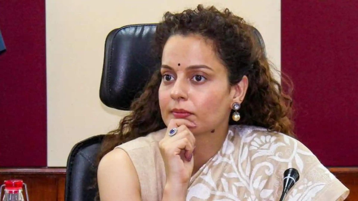 nandupurnea's tweet photo. कंगना का वह वाक्य आज फिर गूंज रहा है -आज मेरा घर टूटा है कल तुम्हारा घमंड टूटेगा ।
आज घर नहीं पूरी राजनीति हिल गई है उद्धव ठाकरे की। वास्तव में उद्धव ठाकरे का घमंड भी टूटा है। https://t.co/xm5gjjeFlR