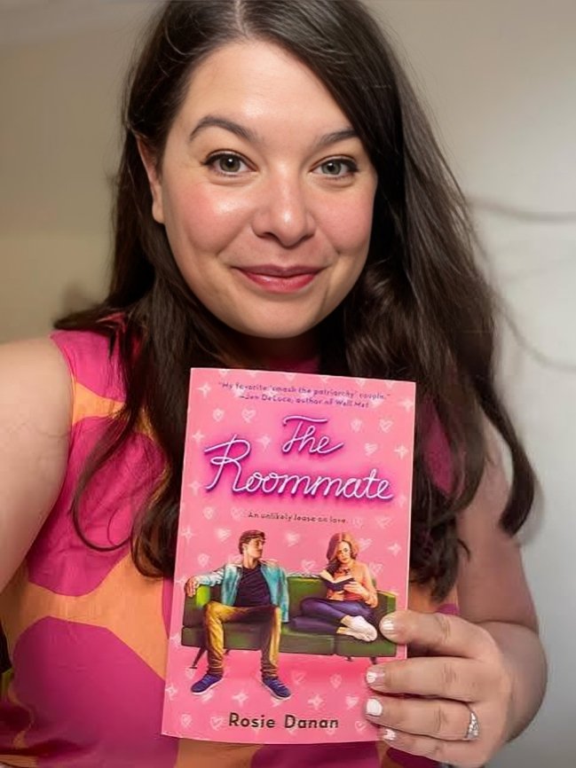 rosie_danan's tweet image. I started as “just someone who likes writing.”
Now my words travel without me.
Good morning.
#AuthorLife #WritersOnX #CreativeGrowth #authors #AuthorsOfTwitter