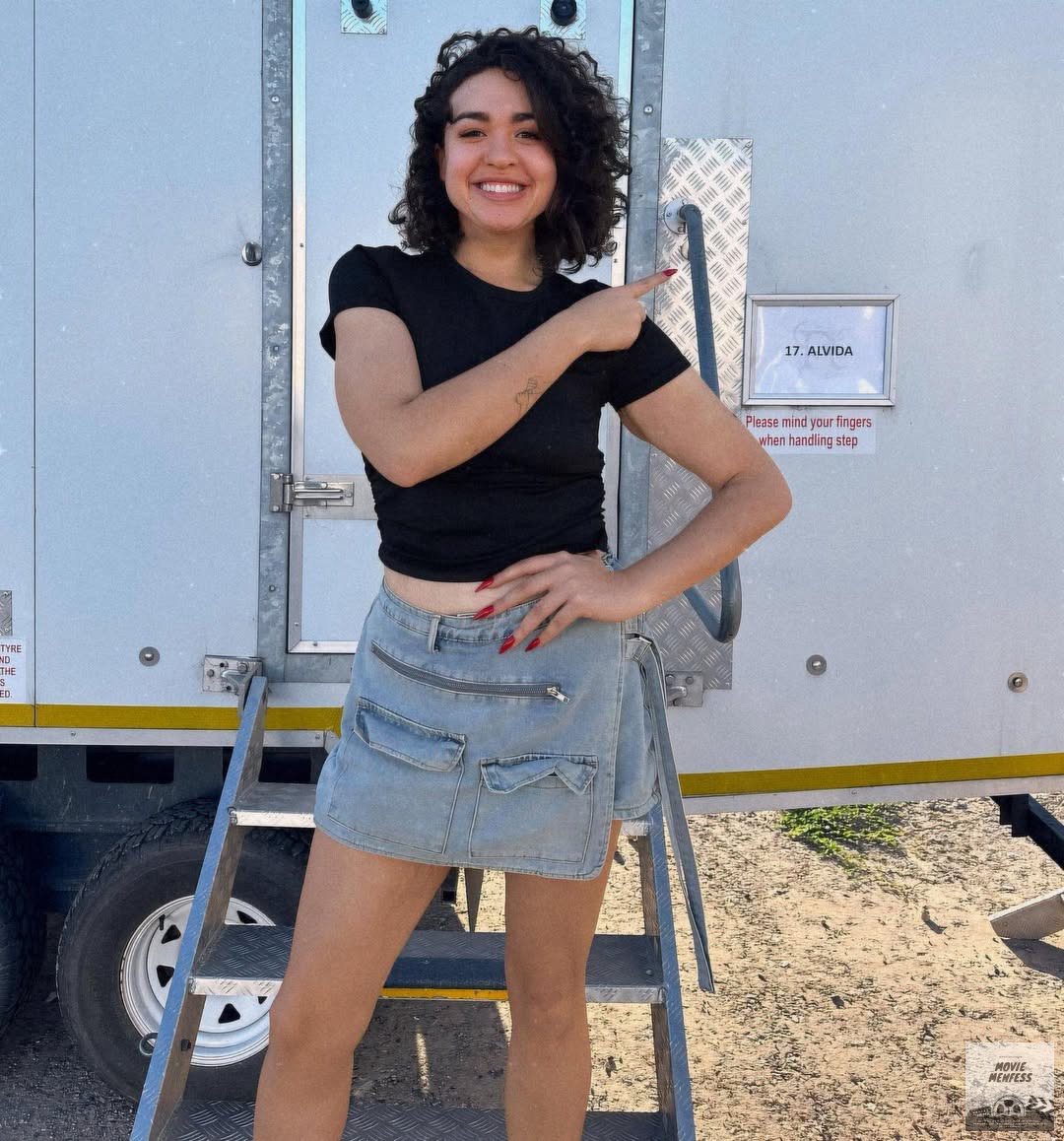 mvs SUMPAHHH KEREN BANGETTT DEDIKASINYA😭😭

Actress yg jadi kapten Alvida di One Piece Live Action itu bela²in diet buat S2 biar jd langsing kek di manga/anime seabis dia makan devil fruit