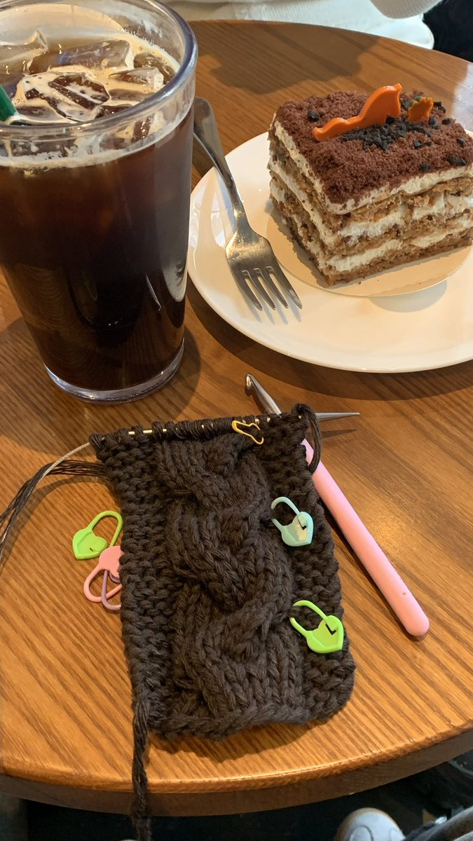 갑자기 헤어밴드를 떠요