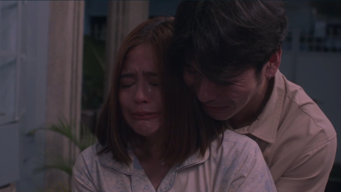 listahan ng mga matatapang na tao:

1. mga nagrewatch ng gsot ep 14