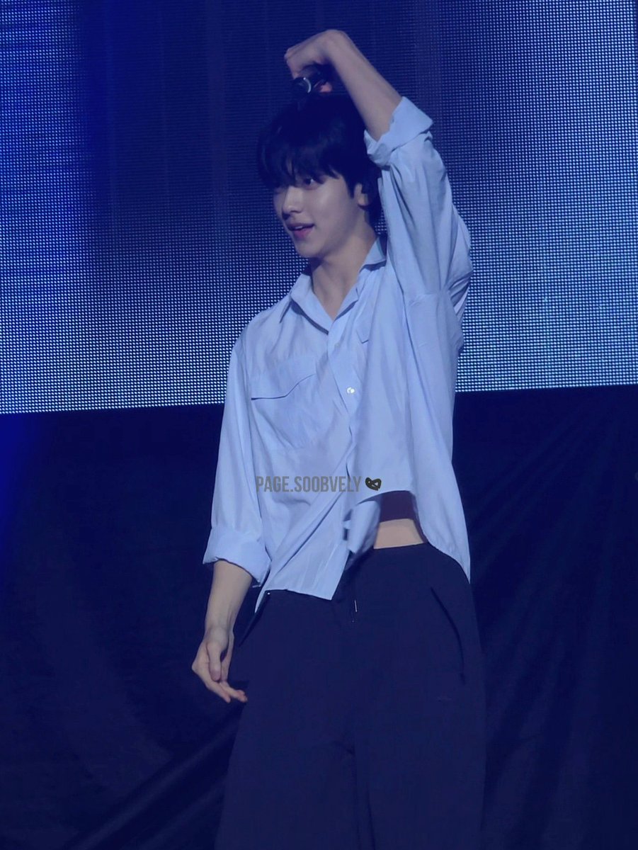 yeonbinchive's tweet image. soundcheck fits today!