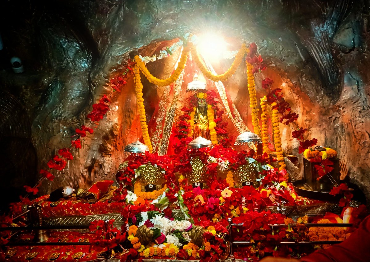 surllery's tweet photo. Jai mata di ❤️ https://t.co/adOIVL0oM0