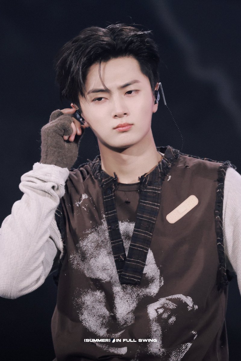 summerinfullswing tweet media